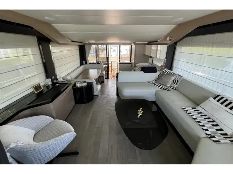 Slide: The Image of Absolute NAVETTA 58 2024 - 6077995