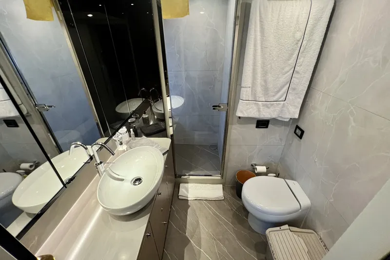 Slide: The Image of Absolute NAVETTA 58 2024 - 7643474