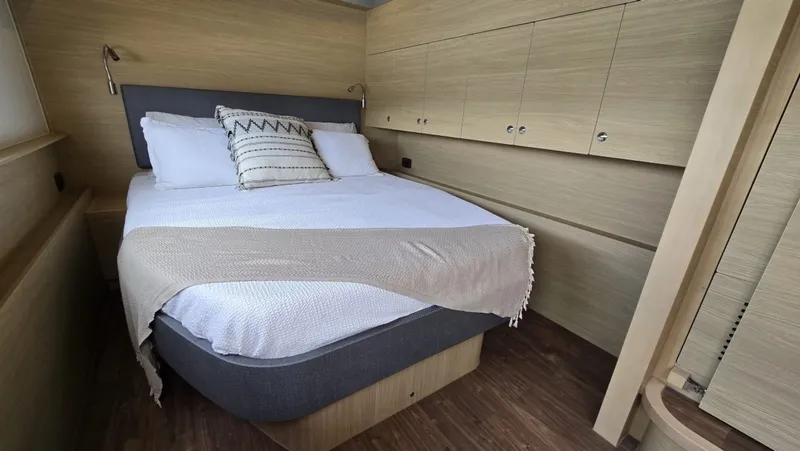 Slide: The Image of Aquila 54 YACHT 2025 - 7718059