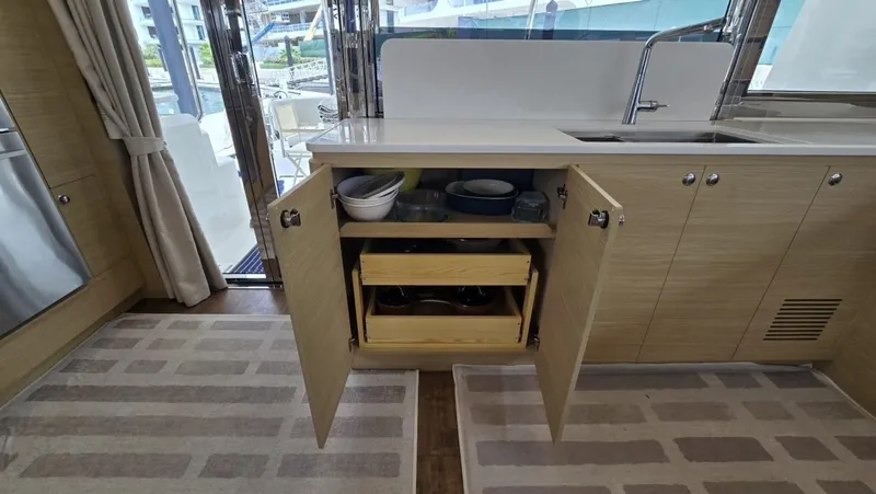 Slide: The Image of Aquila 54 YACHT 2025 - 7718041