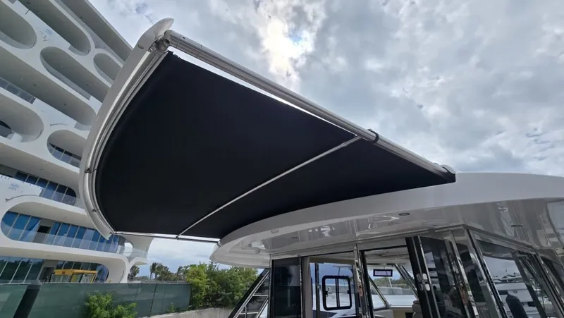 Slide: The Image of Aquila 54 YACHT 2025 - 7718029