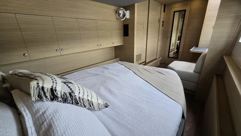 Slide: The Image of Aquila 54 YACHT 2025 - 7718058