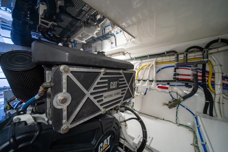 Slide: The Image of Hatteras 54 GT 2017 - 7866660