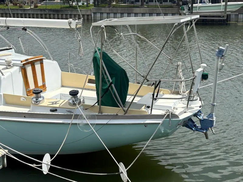 Slide: The Image of Bristol Sloop 1981 - 6078281