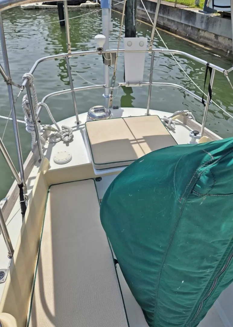 Slide: The Image of Bristol Sloop 1981 - 6078285