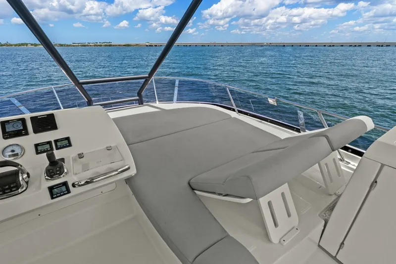 Slide: The Image of Prestige 460 Flybridge 2020 - 6132551