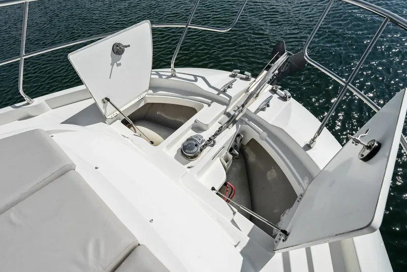 Slide: The Image of Prestige 460 Flybridge 2020 - 6132555