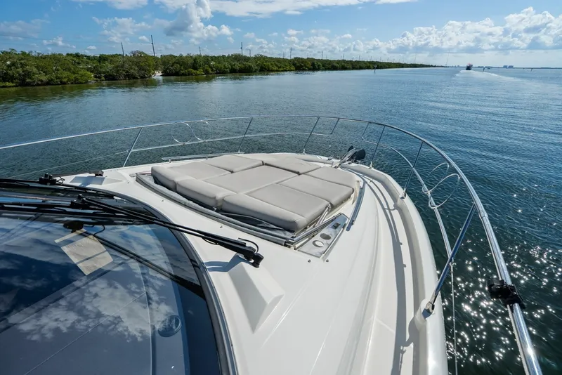 Slide: The Image of Prestige 460 Flybridge 2020 - 6132556