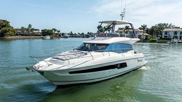Slide: The Image of Prestige 460 Flybridge 2020 - 85