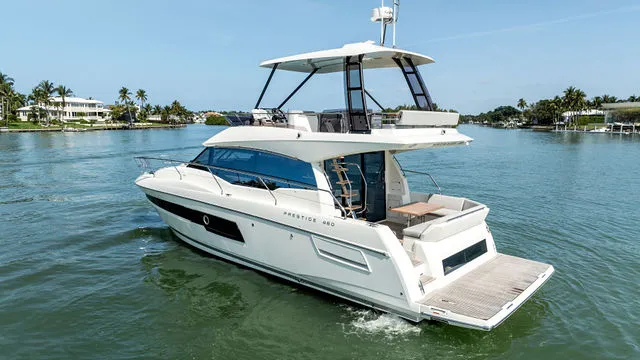 Slide: The Image of Prestige 460 Flybridge 2020 - 86