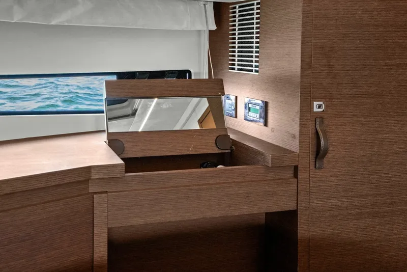 Slide: The Image of Prestige 460 Flybridge 2020 - 6132592