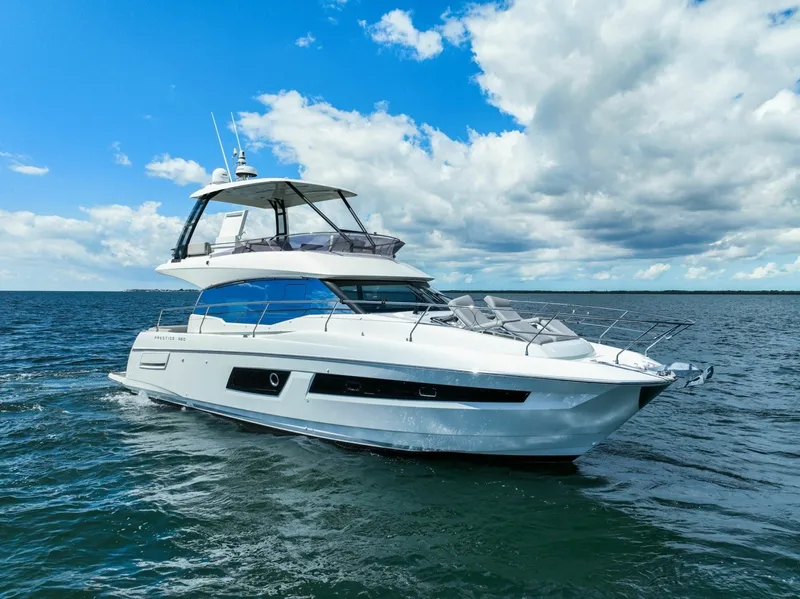 Slide: The Image of Prestige 460 Flybridge 2020 - 6132539