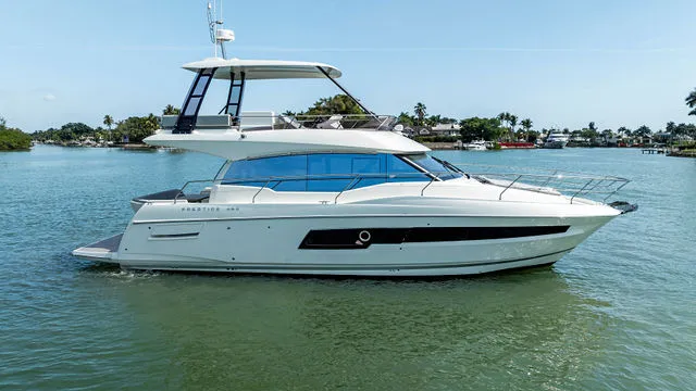 Slide: The Image of Prestige 460 Flybridge 2020 - 93
