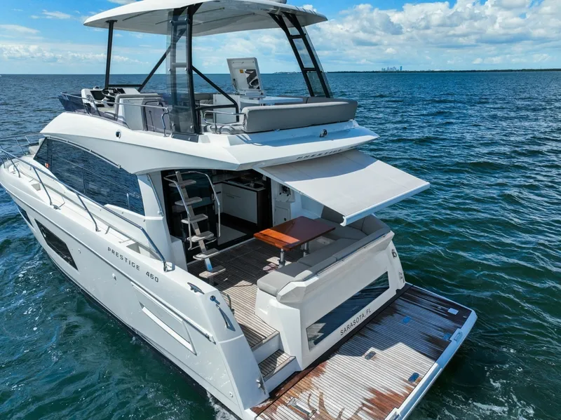 Slide: The Image of Prestige 460 Flybridge 2020 - 6132616