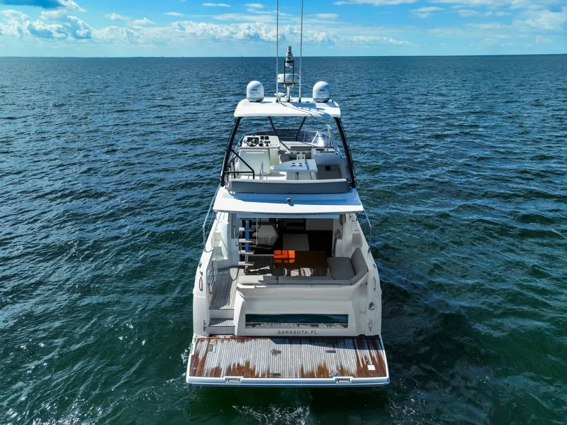 Slide: The Image of Prestige 460 Flybridge 2020 - 6132619