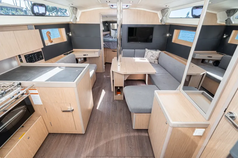 Slide: The Image of Beneteau Oceanis 41.1 2018 - 6078633