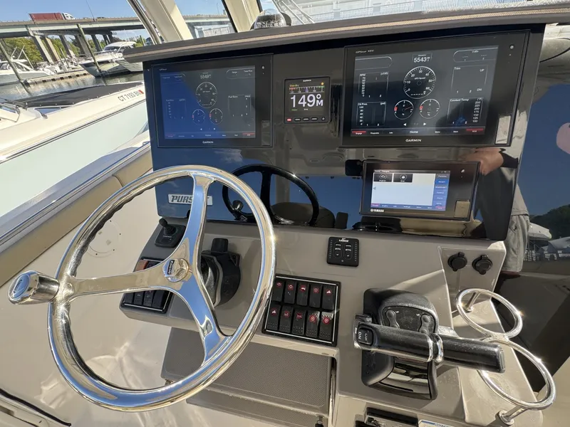 Slide: The Image of Pursuit S 328 Sport 2019 - 6084935