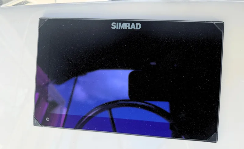 Slide: The Image of Boston Whaler 190 Montauk 2023 - 6078833