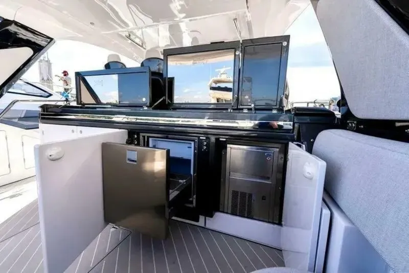Slide: The Image of Azimut 47 Verve 2023 - 6078798