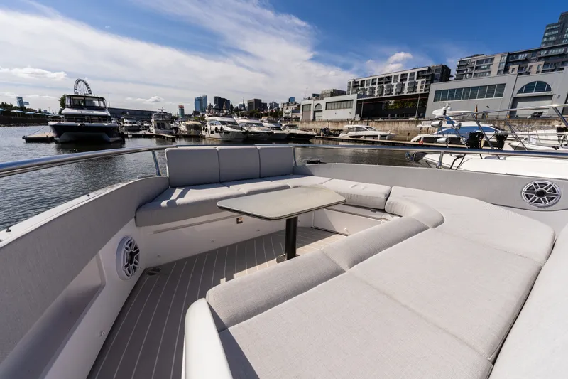 Slide: The Image of Azimut 47 Verve 2023 - 7766990