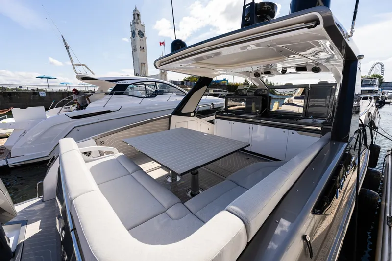 Slide: The Image of Azimut 47 Verve 2023 - 7766988