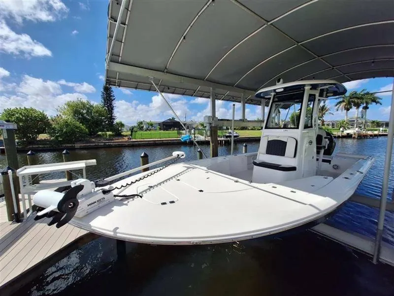 Slide: The Image of Tidewater Bay Max 2410 2024 - 6078870