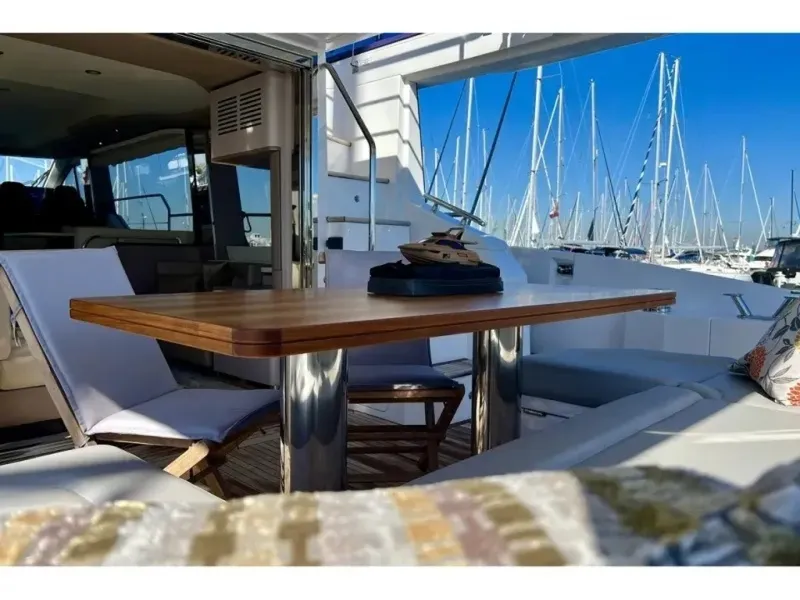 Slide: The Image of Azimut FLY 60 2024 - 6078994