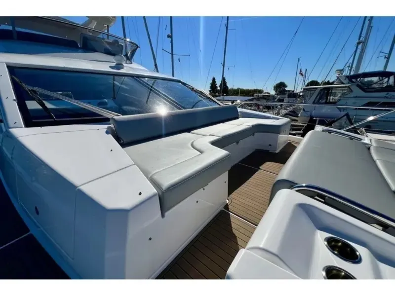 Slide: The Image of Azimut FLY 60 2024 - 6079051
