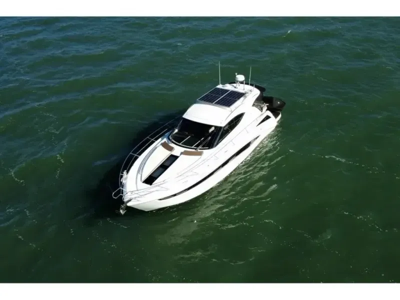 Slide: The Image of Galeon 405 HTS 2016 - 6079288