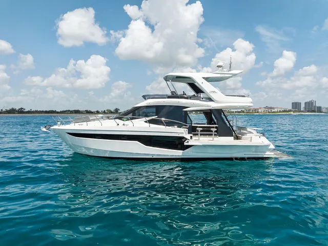 Slide: The Image of Galeon 500 FLY 2023 - 51