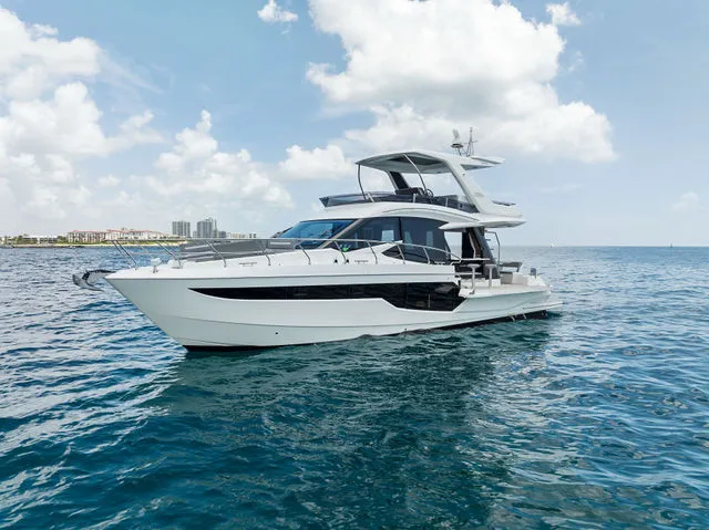 Slide: The Image of Galeon 500 FLY 2023 - 54