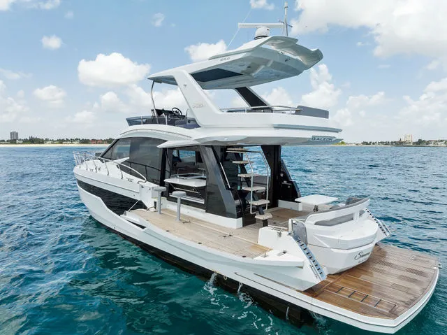 Slide: The Image of Galeon 500 FLY 2023 - 55