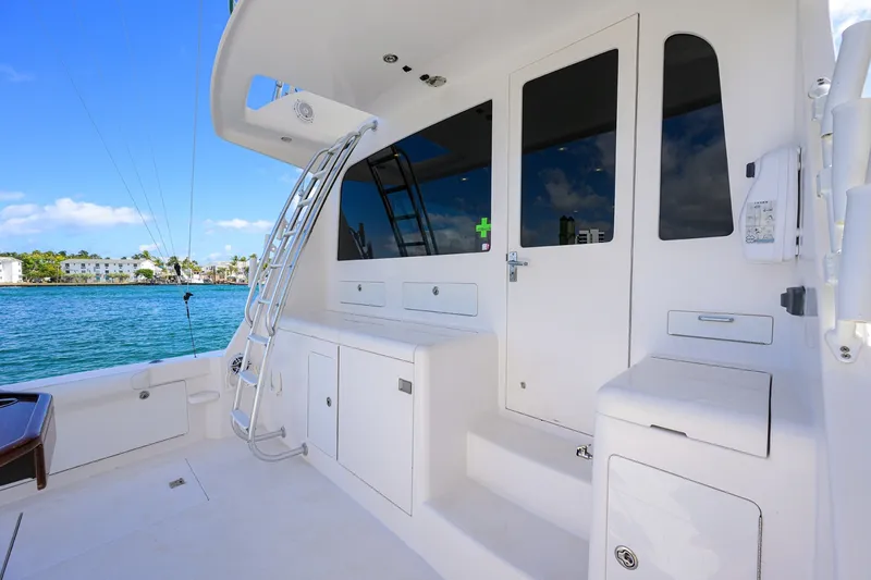 Slide: The Image of Cabo 48 - Bad Boyz - Cockpit 2003 Cabo 48 Flybridge - Bad Boyz - 6081700