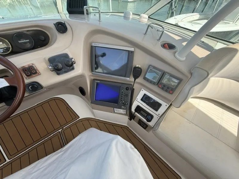 Slide: The Image of Carver Yachts 46 Voyager 2005 - 7931035