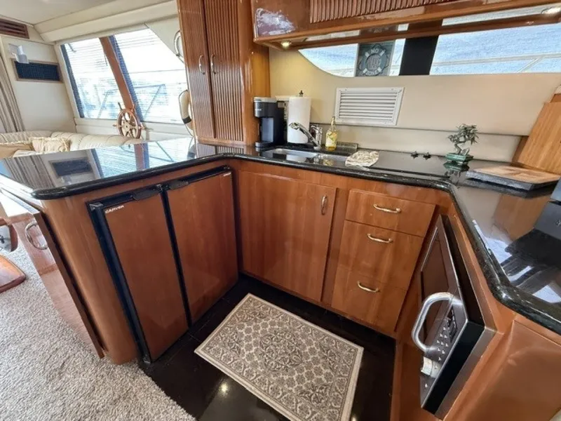 Slide: The Image of Carver Yachts 46 Voyager 2005 - 6083150