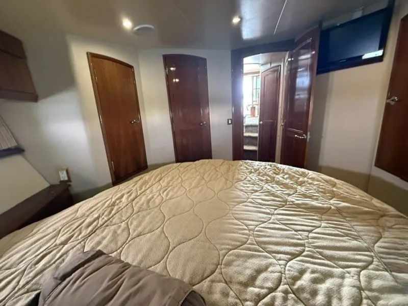 Slide: The Image of Carver Yachts 46 Voyager 2005 - 6083224