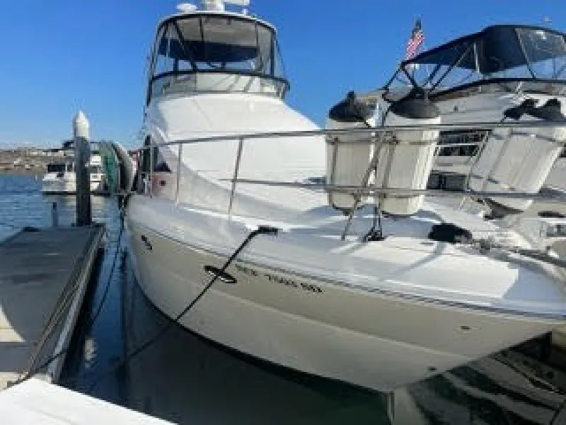 The Image of Sea Ray 37 2007 - undefined