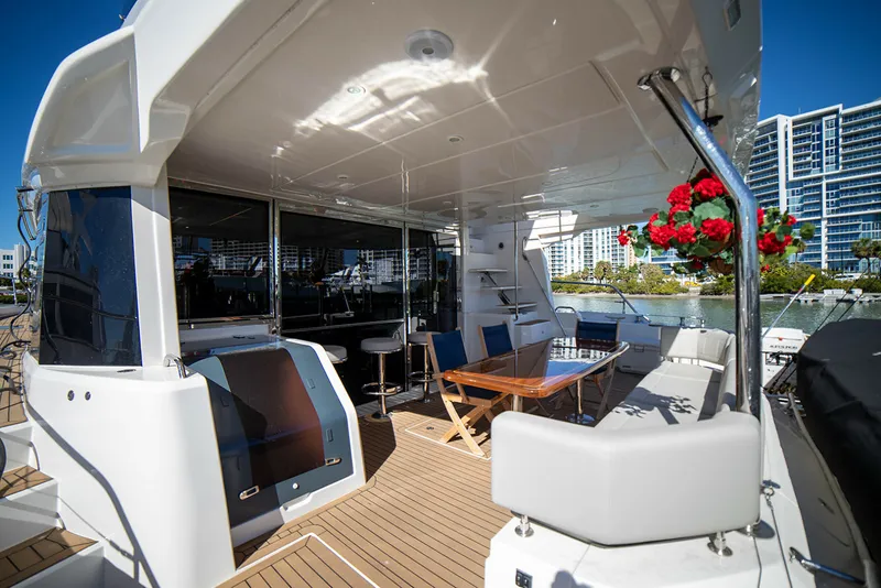 Slide: The Image of Aquila 54 Yacht 2024 - 6079778