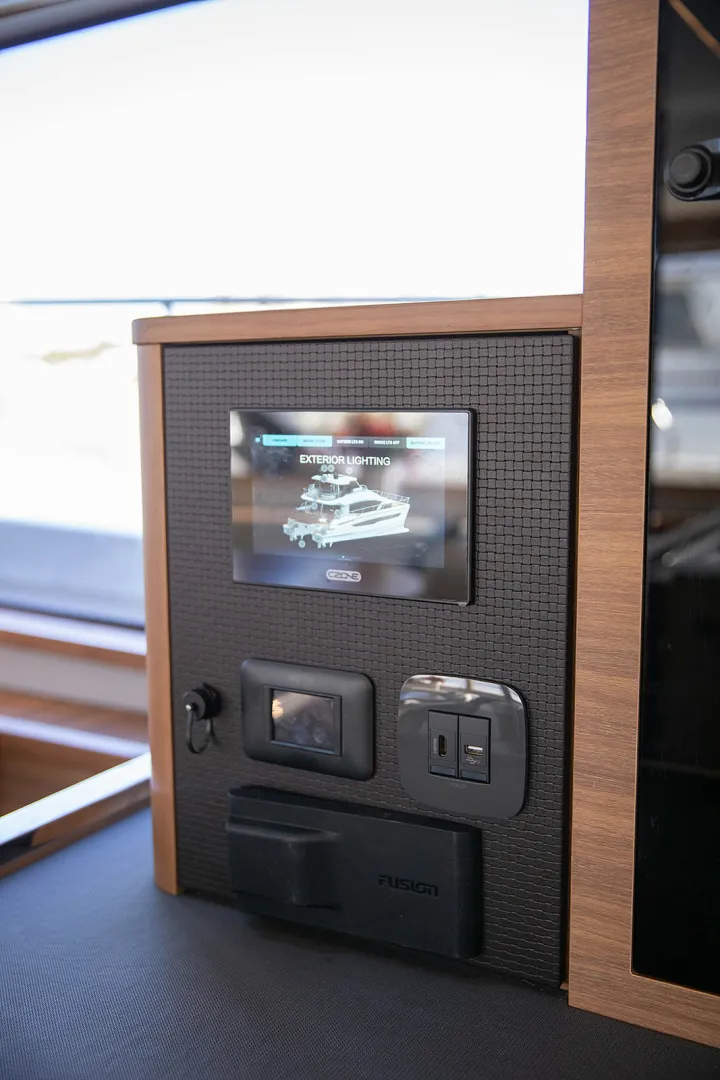 Slide: The Image of Aquila 54 Yacht 2024 - 6079820