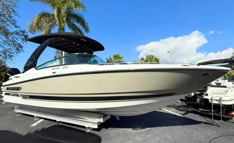 The Image of Monterey 305SS 2024 - 6080120