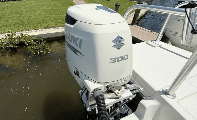 Slide: The Image of Prowler 31CC 2015 - 6080281
