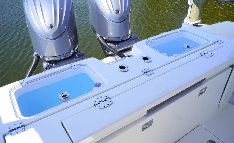 Slide: The Image of Cobia 320CC 2023 - 6080439