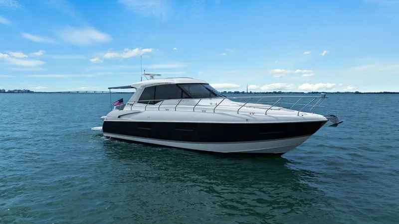 The Image of Cruisers 48 Cantius 2014 - 6080846