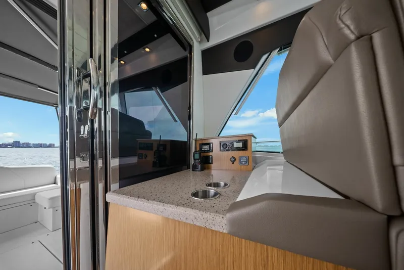 Slide: The Image of Cruisers 48 Cantius 2014 - 6080811