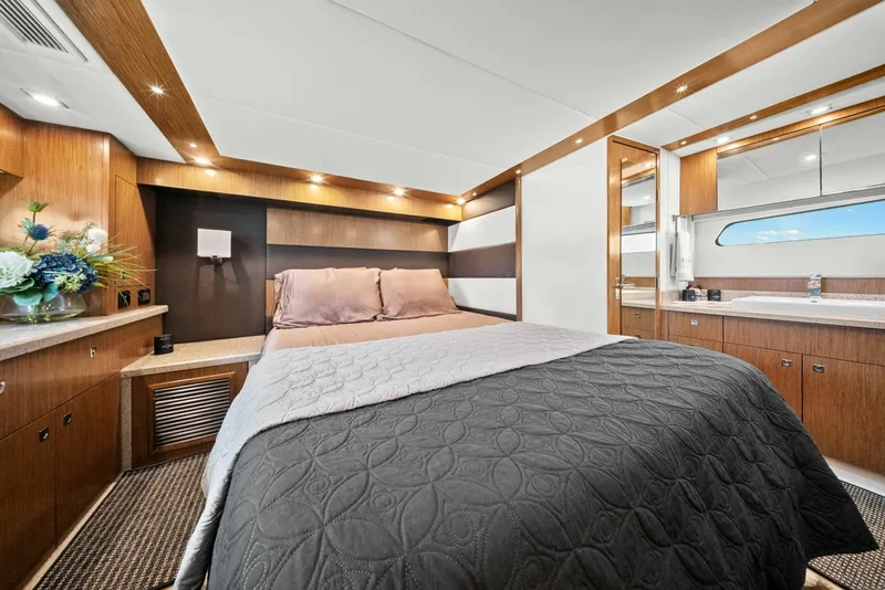 Slide: The Image of Cruisers 48 Cantius 2014 - 6080753