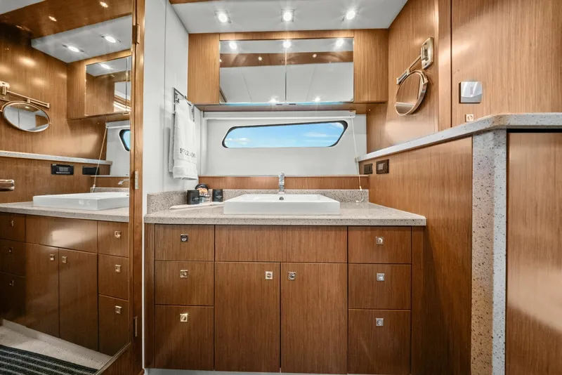 Slide: The Image of Cruisers 48 Cantius 2014 - 6080756