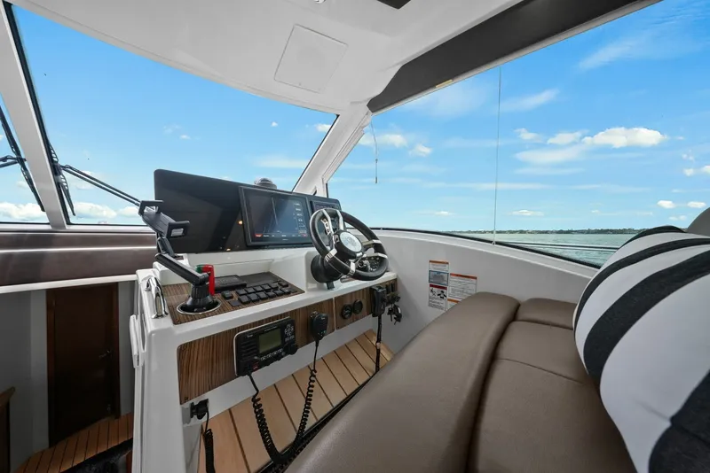 Slide: The Image of Cruisers 48 Cantius 2014 - 6080806