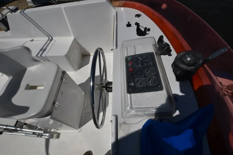 Slide: The Image of Marine Trader 34 1988 - 6080914