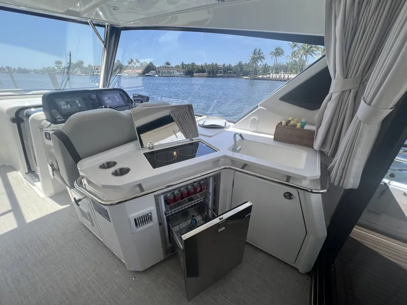 Slide: The Image of Aquila 36 Sport 2025 - 6081984
