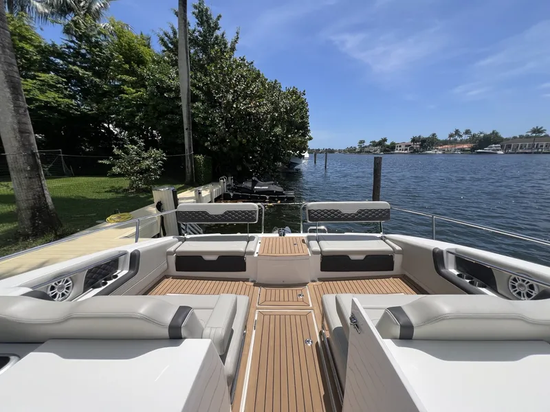Slide: The Image of Aquila 36 Sport 2025 - 6082016